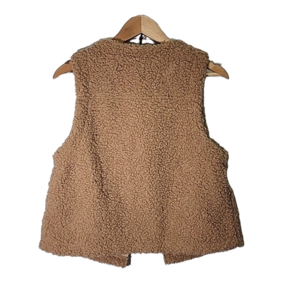 New In Boot barn sherpa teddy vest size S - Picture 6 of 6